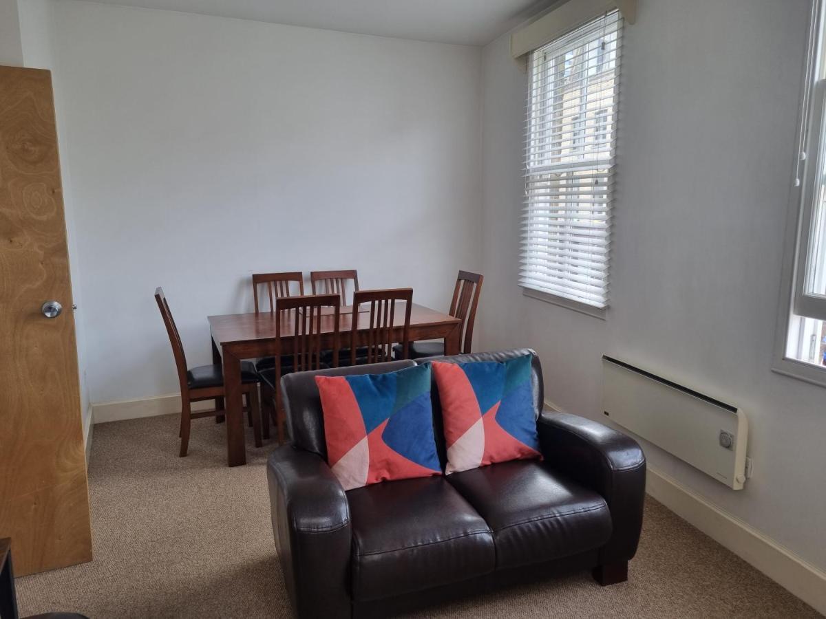 Appartamento Stunning 2 Bed/2 Bath Flat In Waterloo,